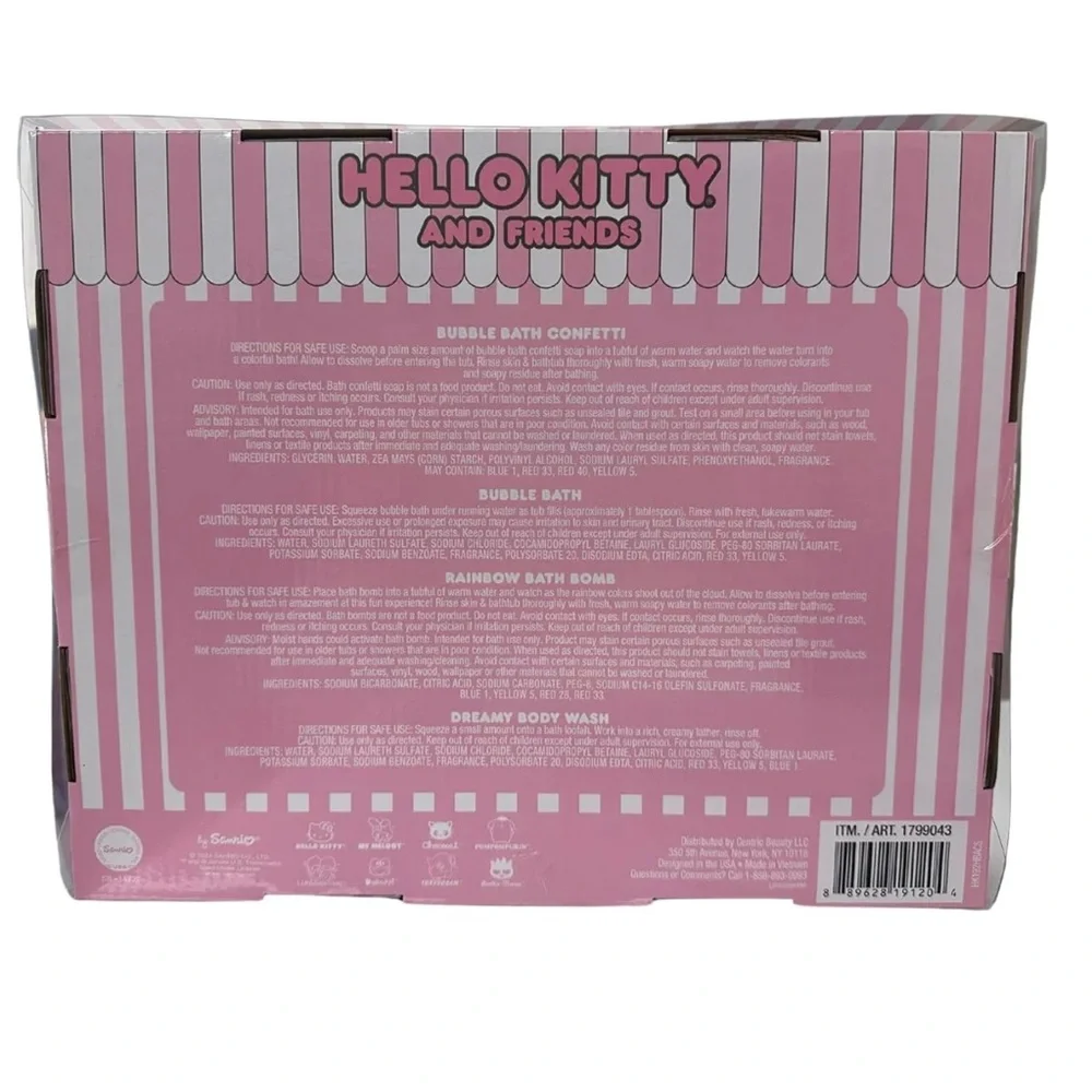 Hello Kitty and Friends Cozy Time Bath Set